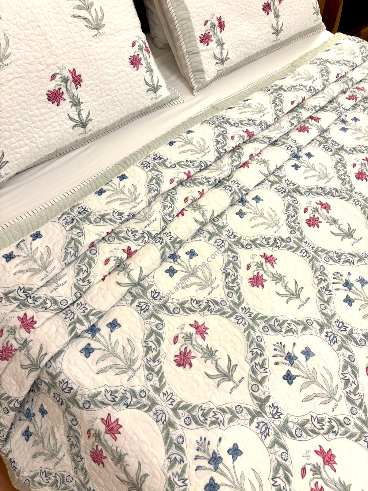 English Jaali Quilted Bedcover