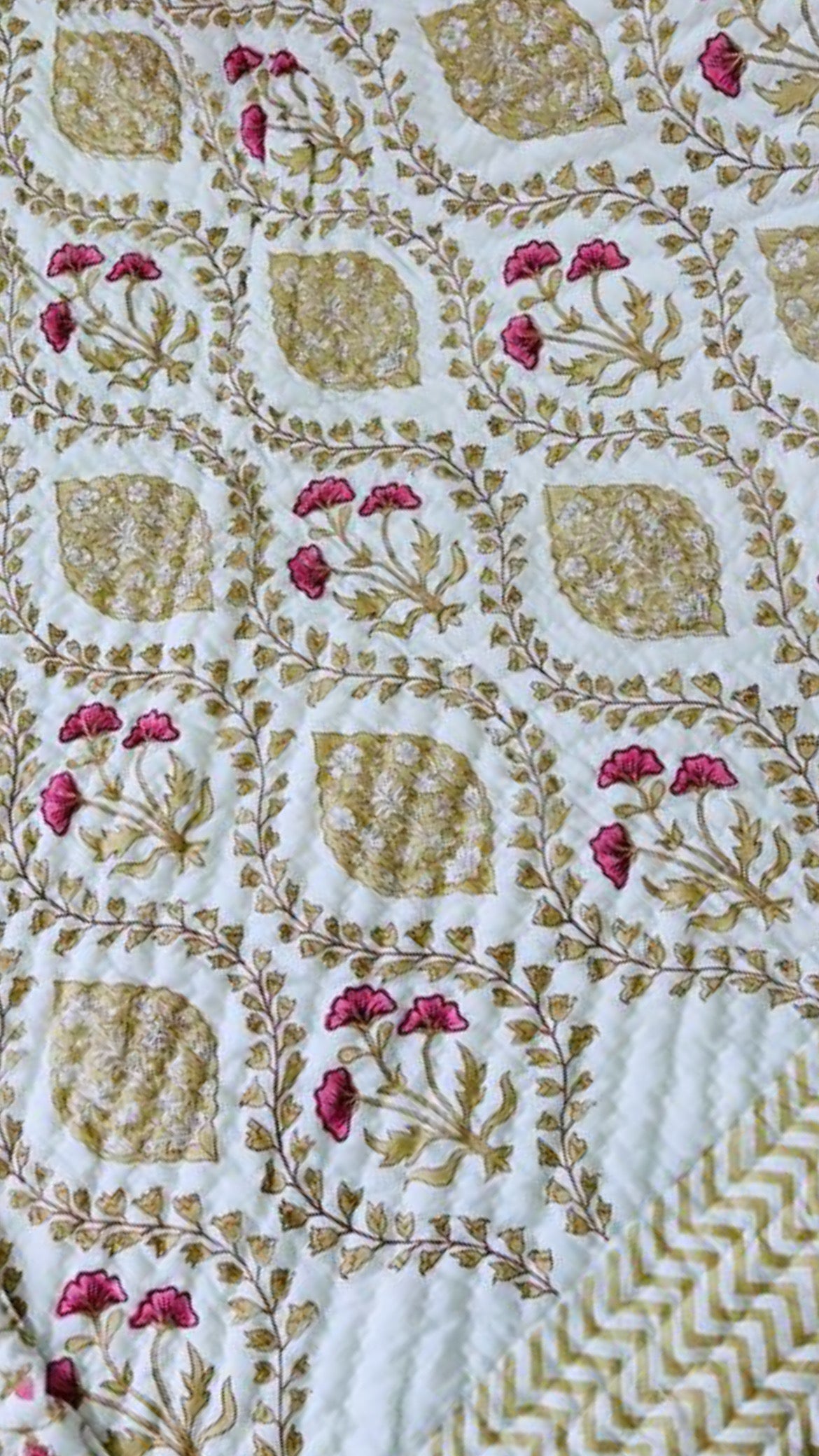 Beige Bliss Cotton Muslin Block Printed Quilt - Double Size 90x108 inches
