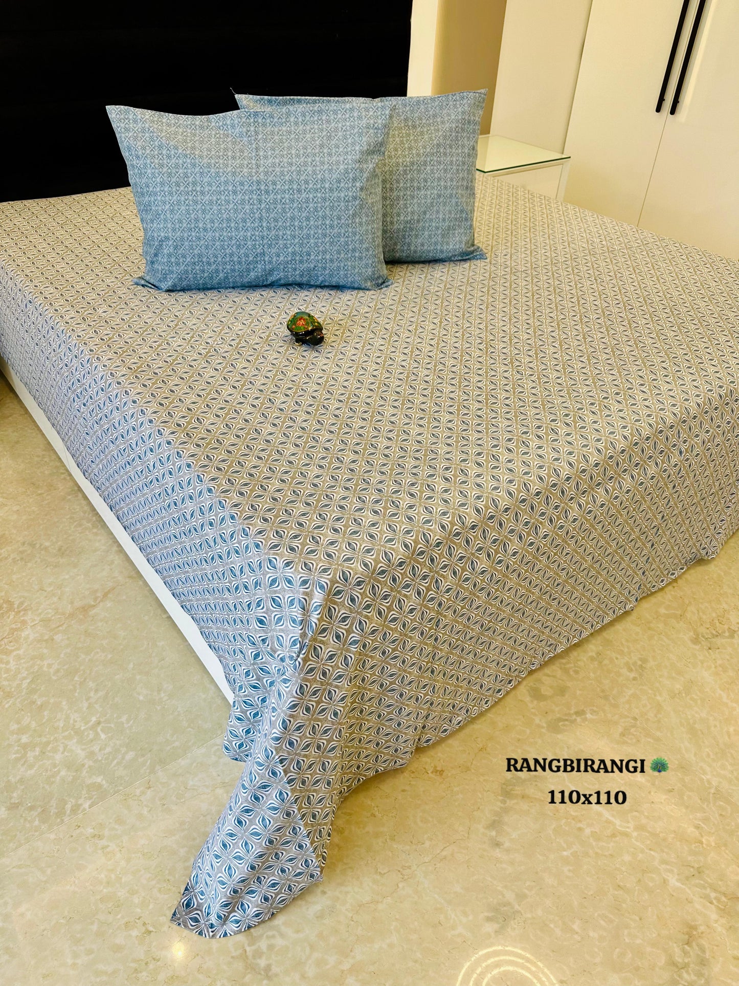 Rangrez Jaipuri Cotton Printed Bedspread Bedcover (Super King 110x110 inches)