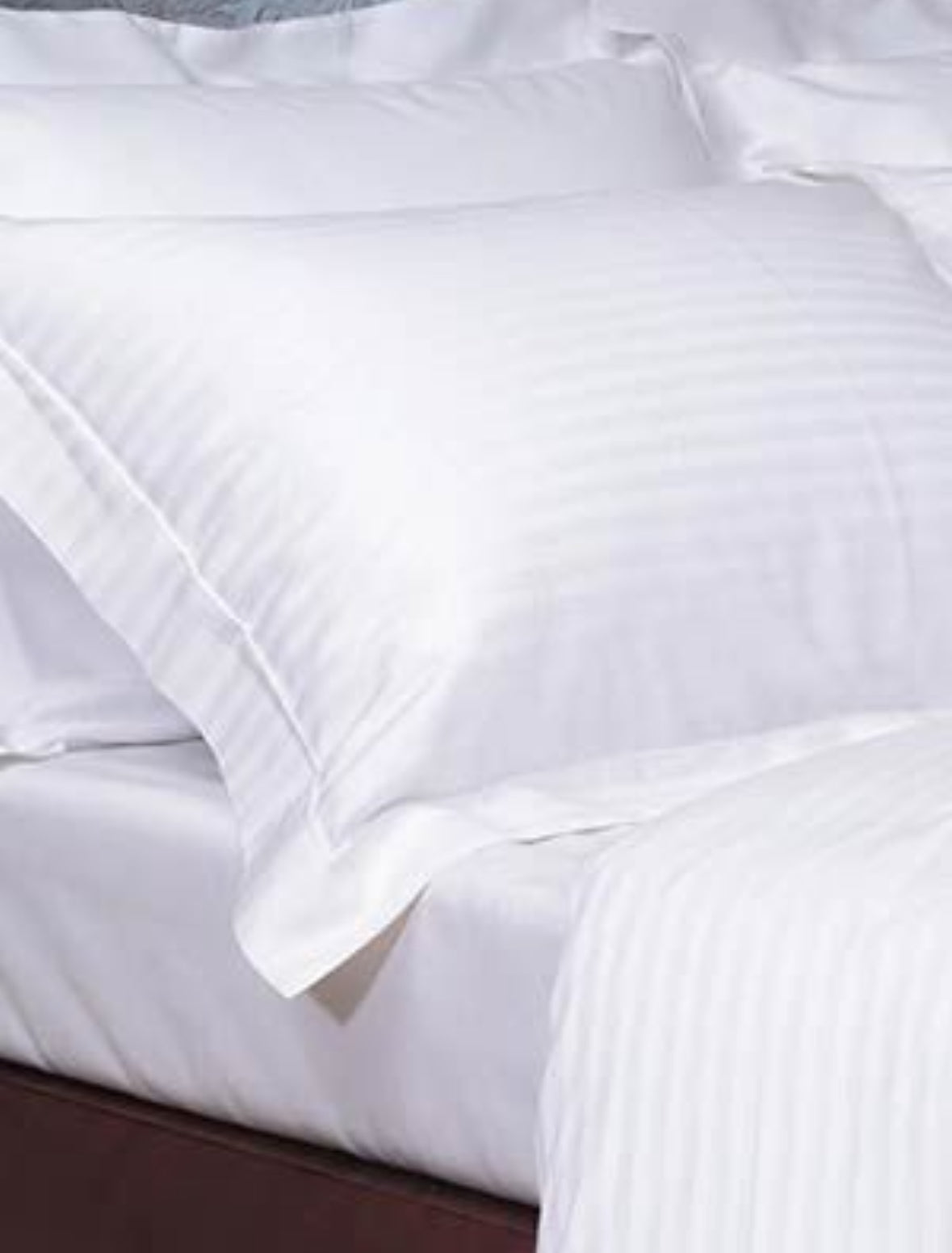 400TC Swiss Luxe Stripes – White Bedsheet Set
