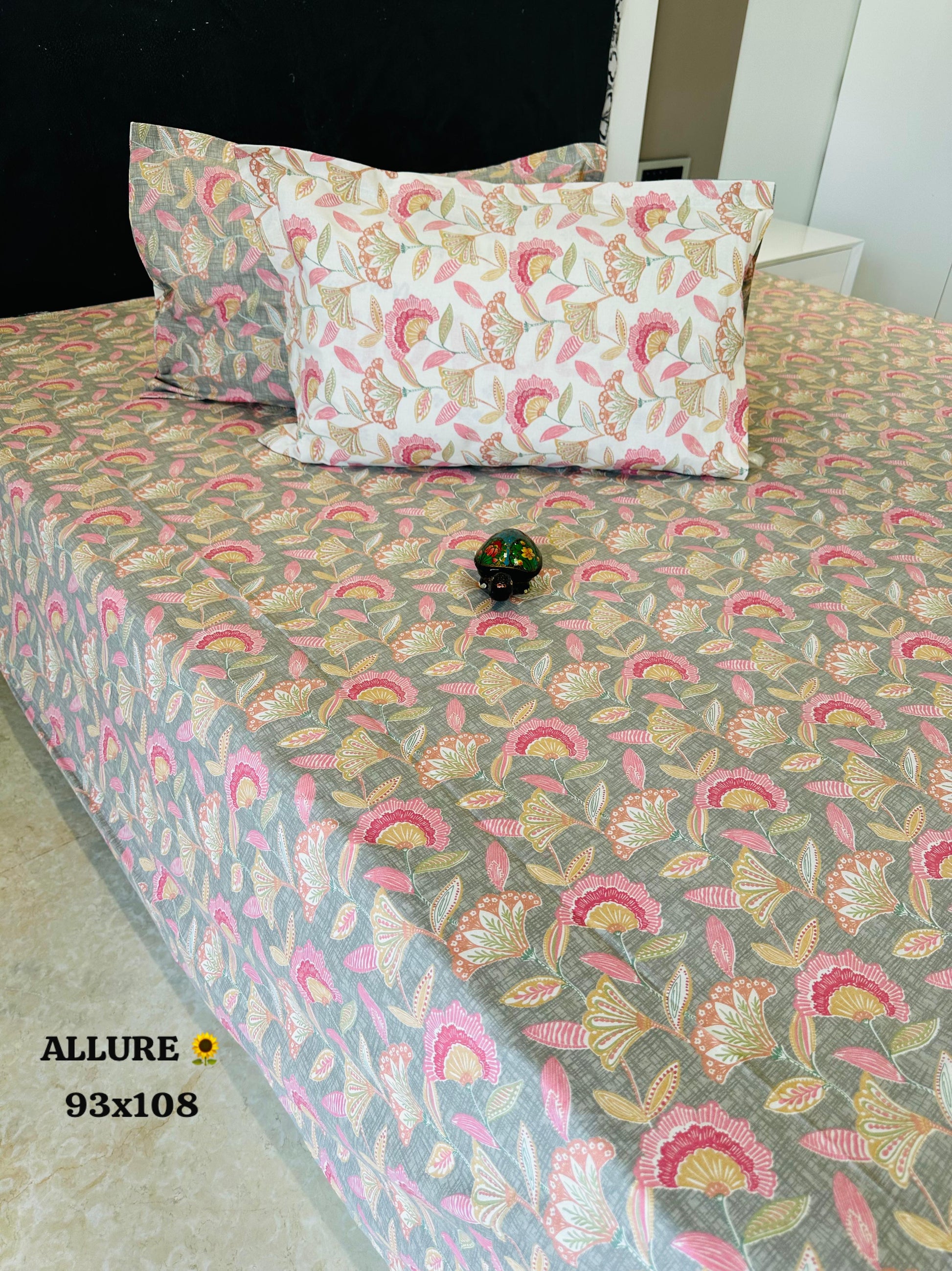 Reya Luxe Jaipuri Cotton Printed Bedspread Bedcover (Queen/King 90x108 inches)-The Label Home