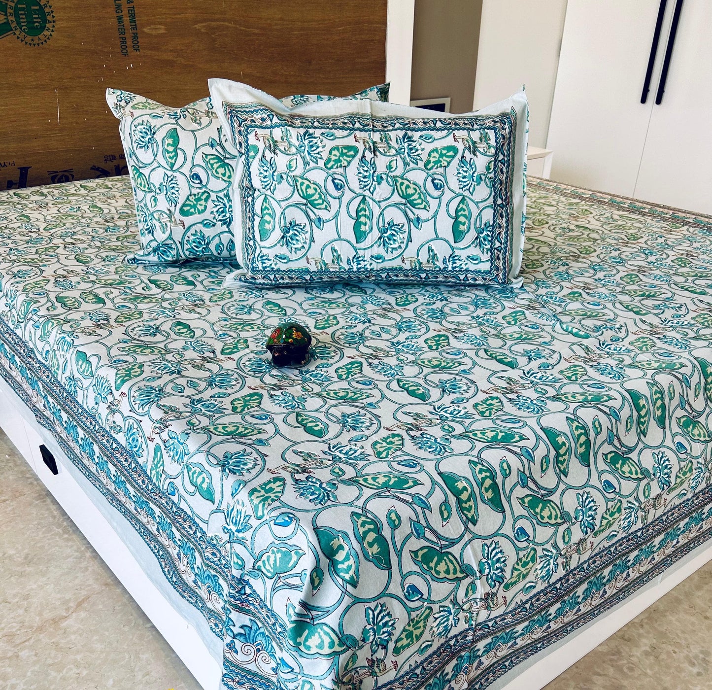 Allure Summer Cotton Thin Printed Bedspread Bedcover (King 93x108 inches)
