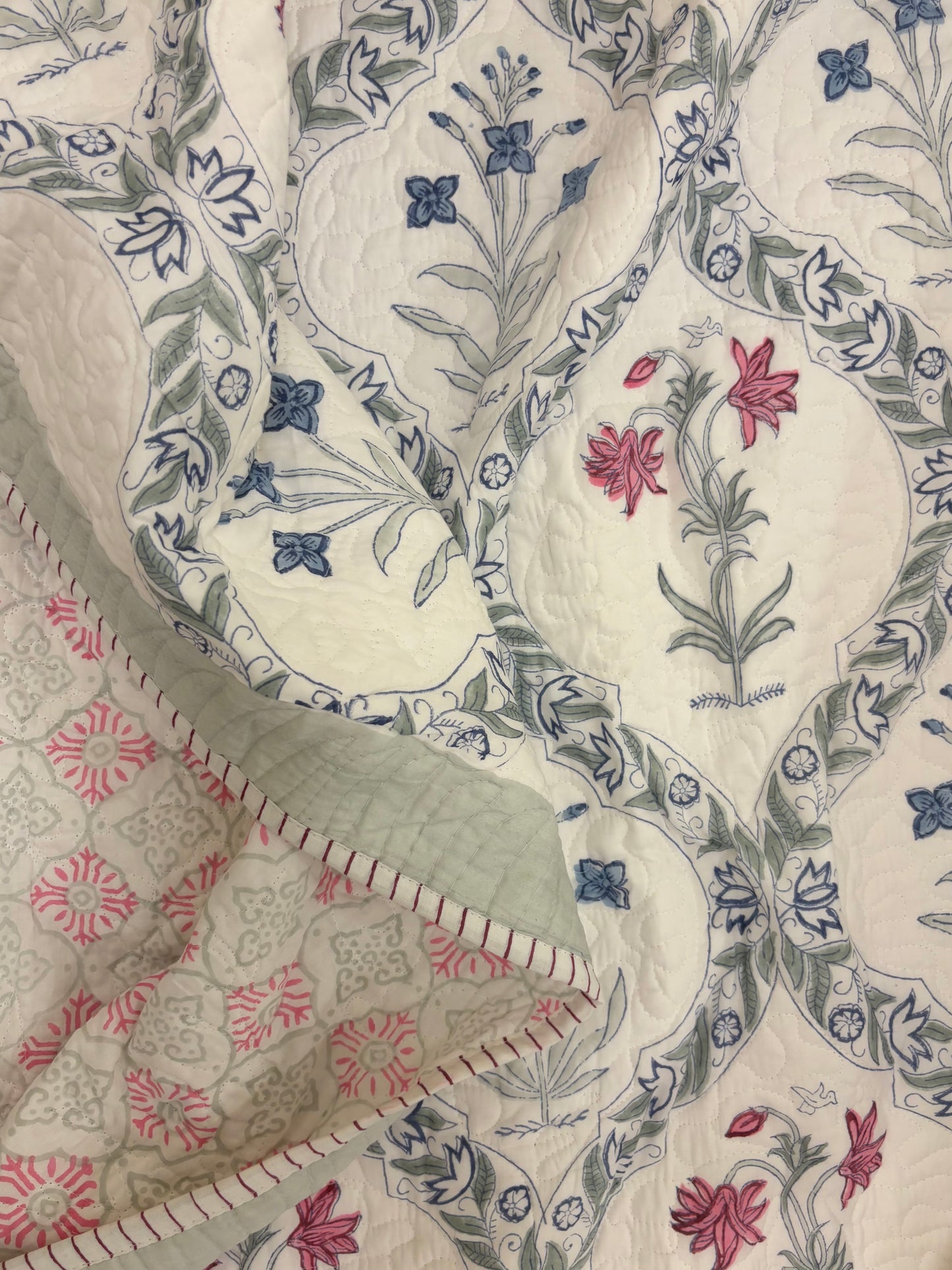 English Jaali Quilted Bedcover