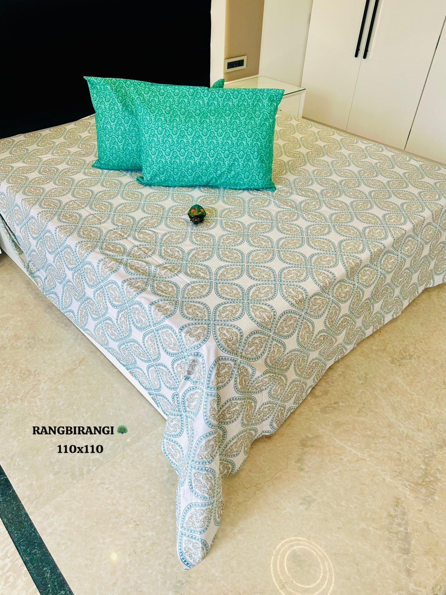 Gharonda Jaipuri Cotton Printed Bedspread Bedcover (Super King 110x110 inches)