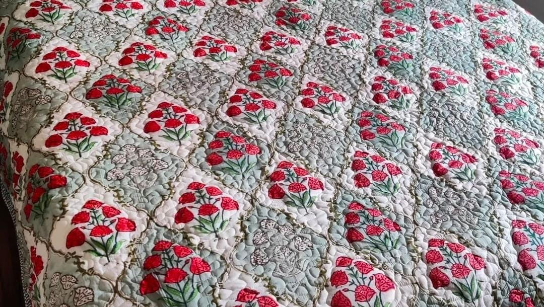 Grande Light Cotton Muslin Block Printed Quilt - Double Size 90x108 inches