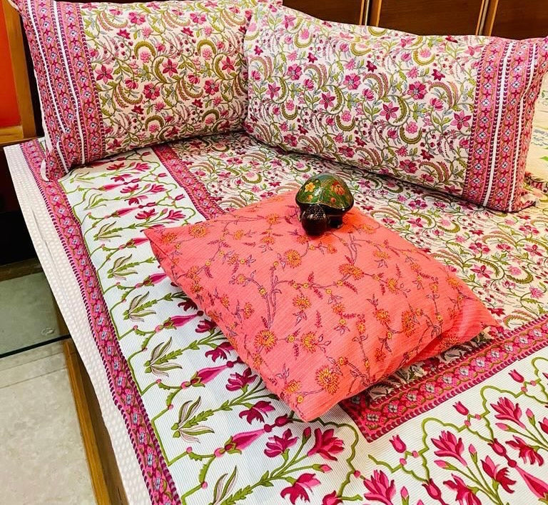 Ruhi Thin Cotton Printed Bedspread Bedcover (King 93x108 inches) (Copy)
