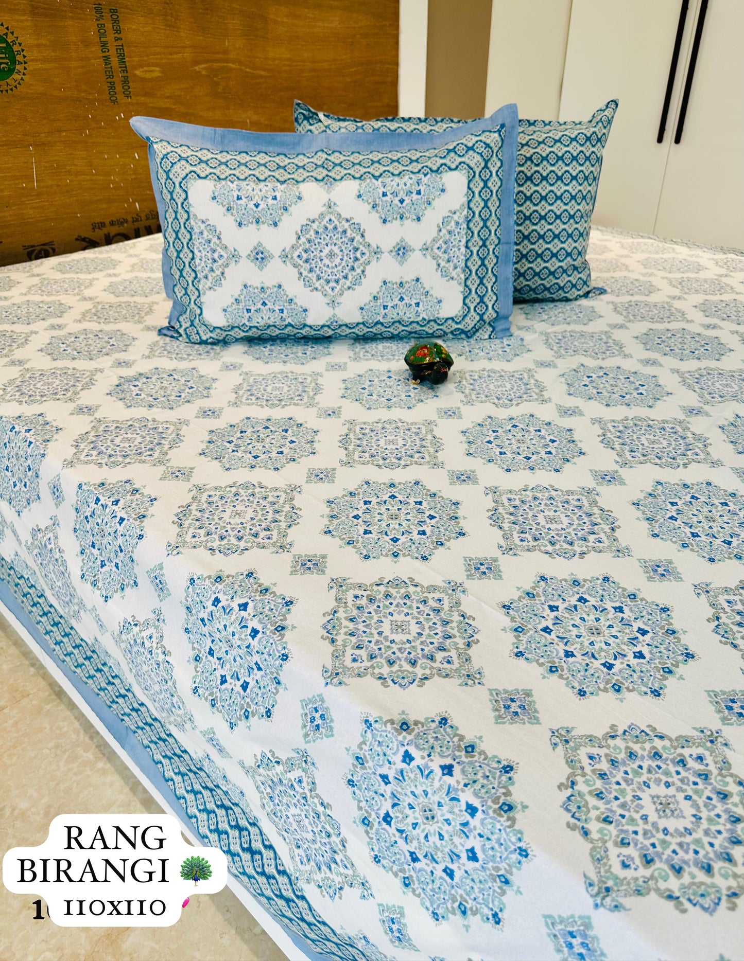 Rangbahar Thin Printed Bedspread Bedcover (Super King 110x110 inches)