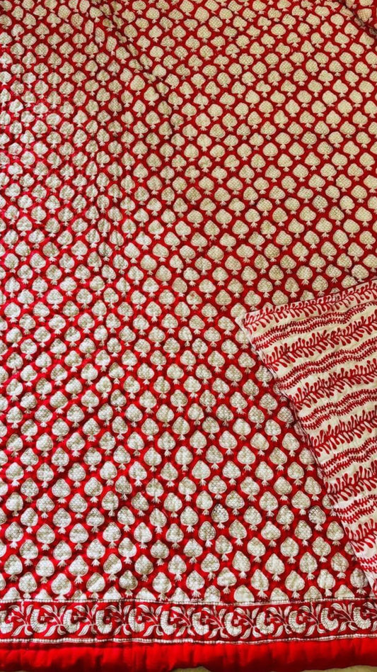 Happy Red Cotton Muslin Block Printed Quilt - Double Size 90x108 inches