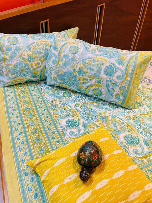 Vrindavan Thin Cotton Printed Bedspread Bedcover (King 93x108 inches)