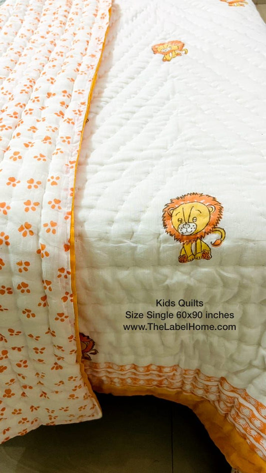 Kids Quilt - Playful Lion - Pure Muslin Voile - Single Size 60x90 inches